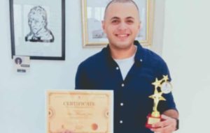 موهوب تمثيل ورسم وتأليف وإخراج.. بطل «باز يطير» لـ«البورصجية»: أحلم بالأوسكار