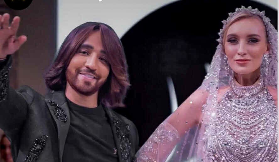 هاني البحيري يتألق بديفيليه ضخم في فعاليات مهرجان “عروس الخليج”