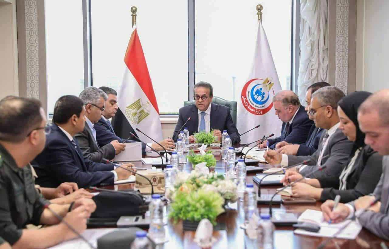 وزير الصحة يتابع تنفيذ مشروع المخازن الاستراتيجية للأدوية والمستلزمات الطبية لتعزيز الأمن الدوائي