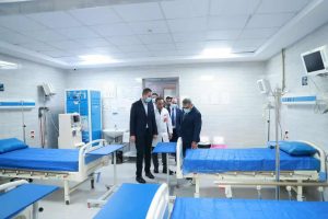 نائب وزير الصحة ومحافظ الدقهلية يفتتحان وحدة الرعاية المركزة بمستشفى صدر المنصورة