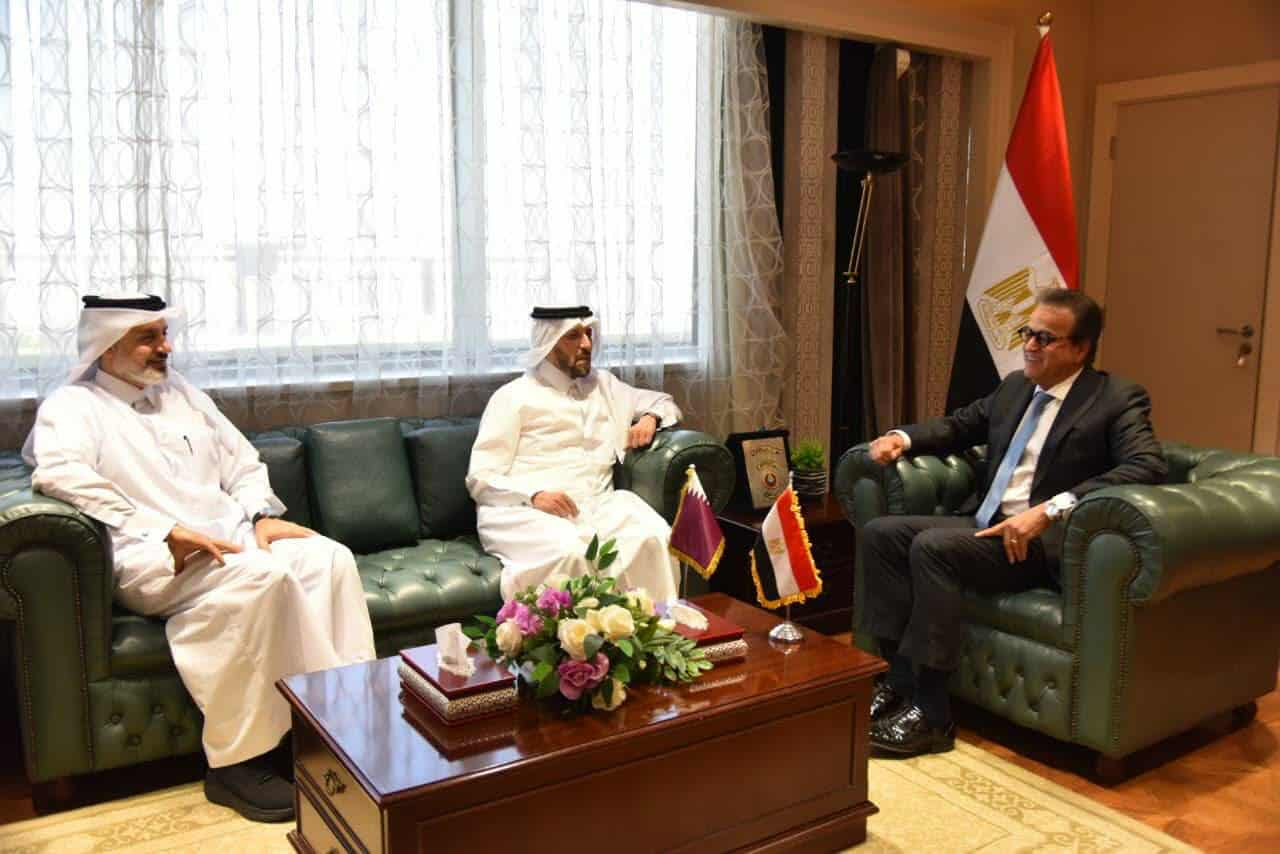 وزير الصحة يستقبل نظيره القطرى لبحث سبل التعاون المشترك