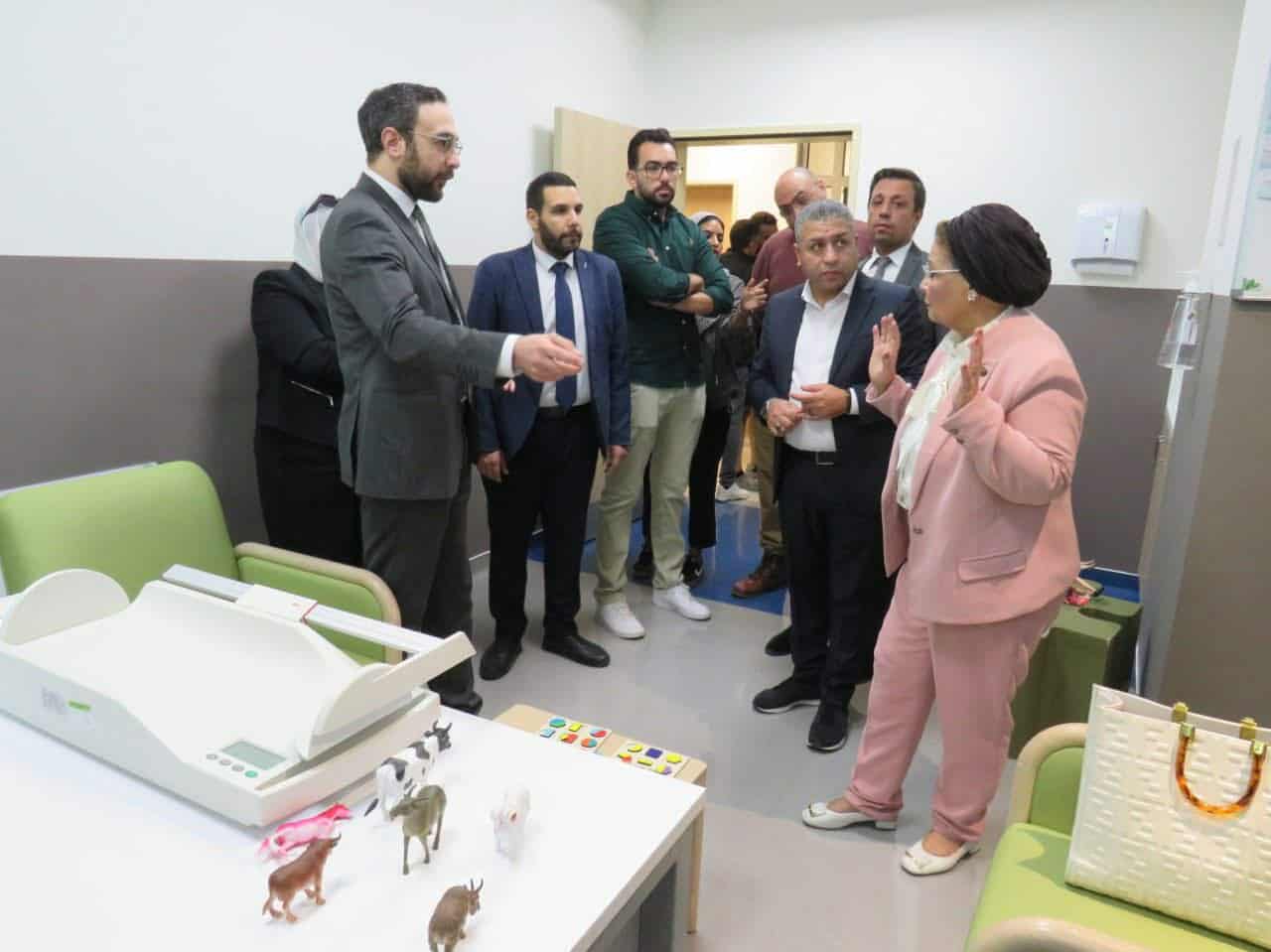 جولة تفقدية لنائب وزير الصحة في الإسكندرية لتعزيز الحملة القومية «بداية آمنة»