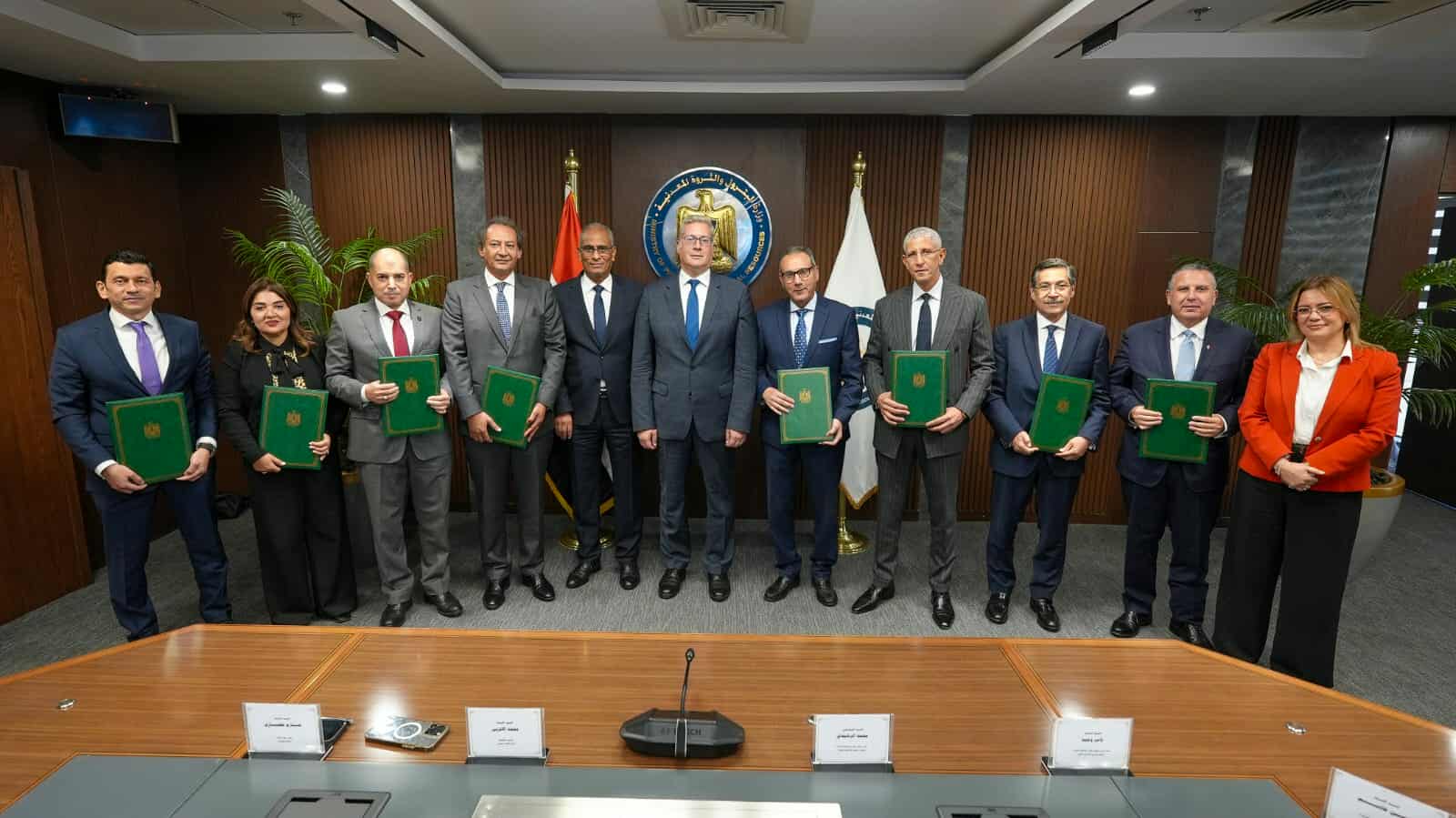 بقيمة 135 مليون دولار .. وزير البترول يشهد توقيع عقد تمويل مشروع الإيثانول الحيوي