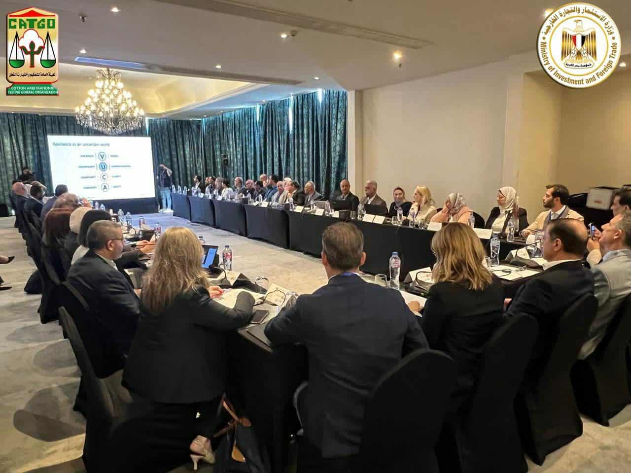 الهيئة العامة للتحكيم بوزارة الاستثمار تشارك في فعاليات مشروع “القطن المصري“
