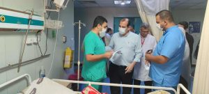نائب وزير الصحة يتفقد مستشفى الأحرار بالشرقية ويوجه بالتحقيق في مخالفات إدارية وطبية
