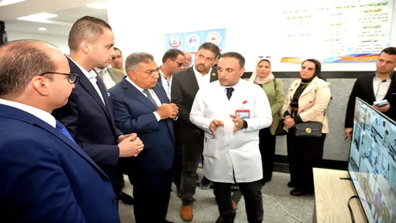 اختتام نائب وزير الصحة جولته  داخل الدقهلية بتفقد مستشفيات المنصورة والمعهد الفني الصحي