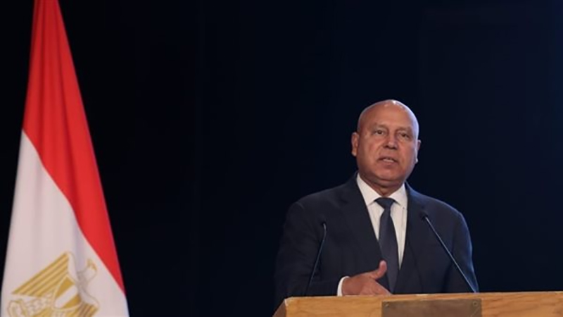 “الوزير يطرح 386 وحدة صناعية جاهزة لتسليم فوري بتمويل ميسر 100%”