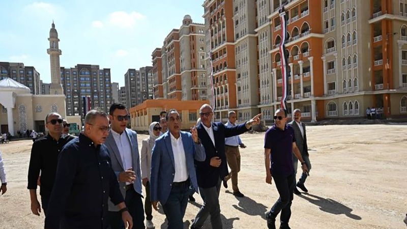 رئيس الوزراء يتابع الموقف التنفيذي لمشروع التطوير العمراني لعواصم المحافظات