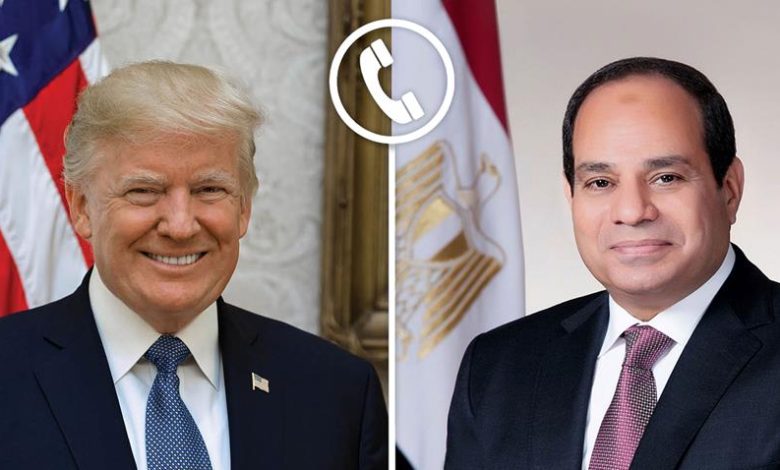 أعلن المتحدث الرسمي باسم رئاسة الجمهورية، السفير "محمد الشناوي"، أن الرئيس "عبد الفتاح السيسي" تلقى اليوم اتصالًا هاتفيًا من الرئيس الأمريكي "دونالد ترامب" أثناء تواجده في إسرائيل، بصحبة رئيس الوزراء الإسرائيلي "بنيامين نتنياهو"، حيث ناقشوا سويًا التحضيرات لـ قمة السلام  التي ستعقد اليوم الإثنين بمدينة شرم الشيخ، بمشاركة الرئيس الفلسطيني محمود عباس.