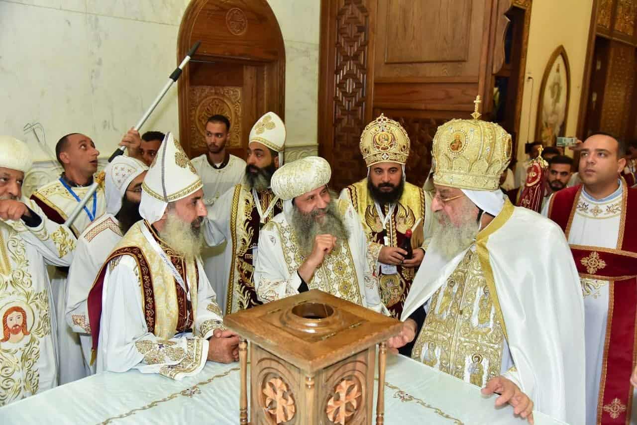 البابا تواضروس يشهد تدشين كاتدرائية القديس مارمرقس الرسول رزقة بالدير المُحرق فى أسيوط