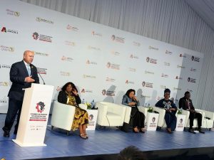 كامل الوزير: مشروعات الربط القاري شرايين تنمية أفريقيا نحو التكامل الاقتصادي