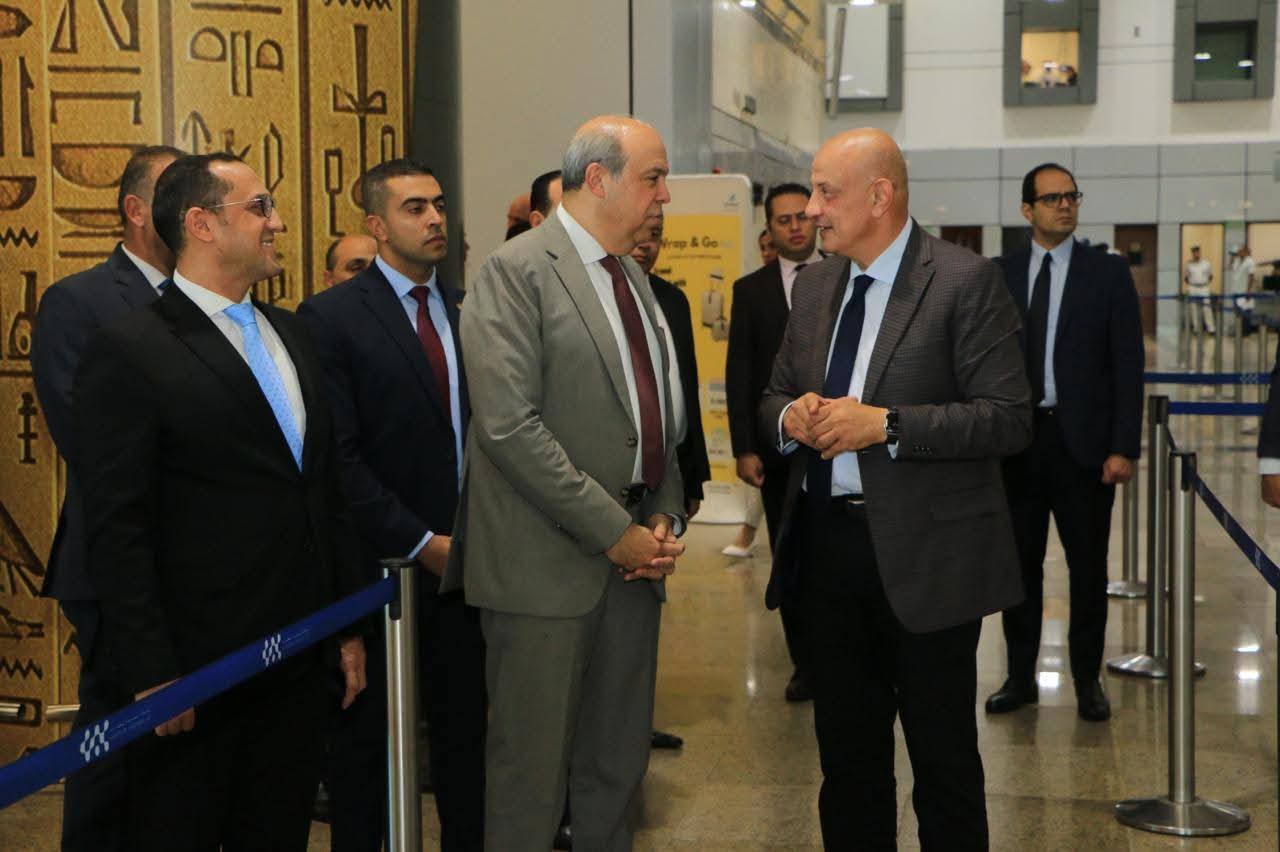 بالصور…..مطار سفنكس الدولي.. جاهز لاستقبال ضيوف المتحف المصري الكبير