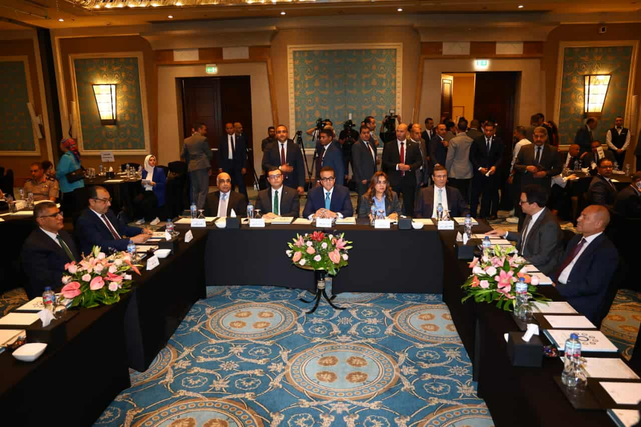 محافظ الجيزة يشارك بمؤتمر “إطلاق الاستراتيجية الوطنية للعمران والبناء الأخضر”