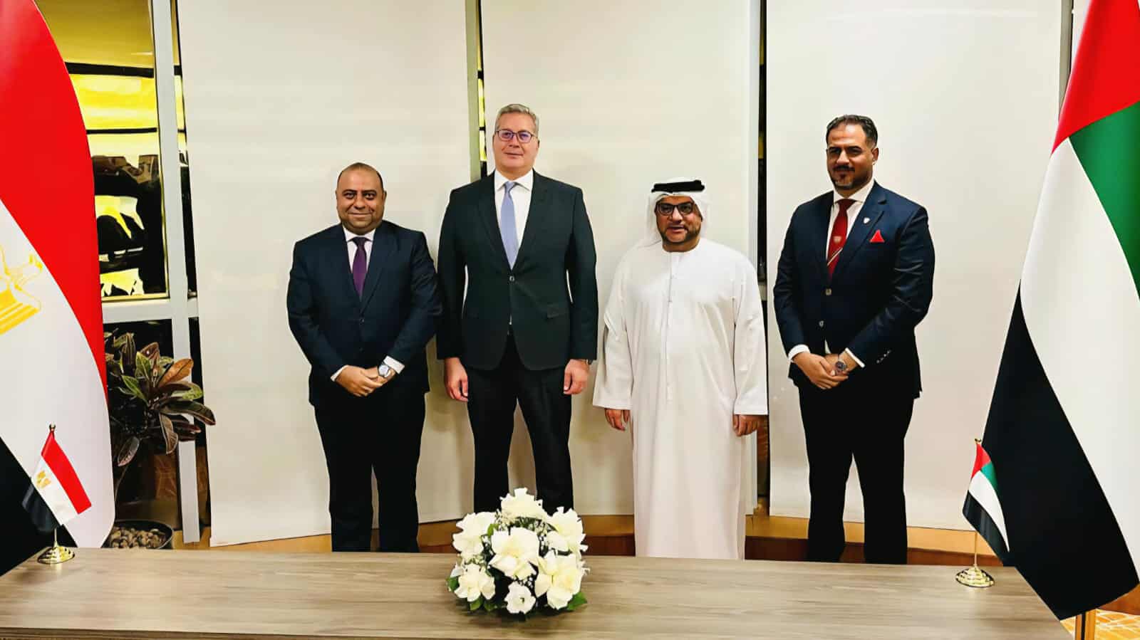 وزير البترول يشهد توقيع ثلاث اتفاقيات مع إمارة الفجيرة بالإمارات