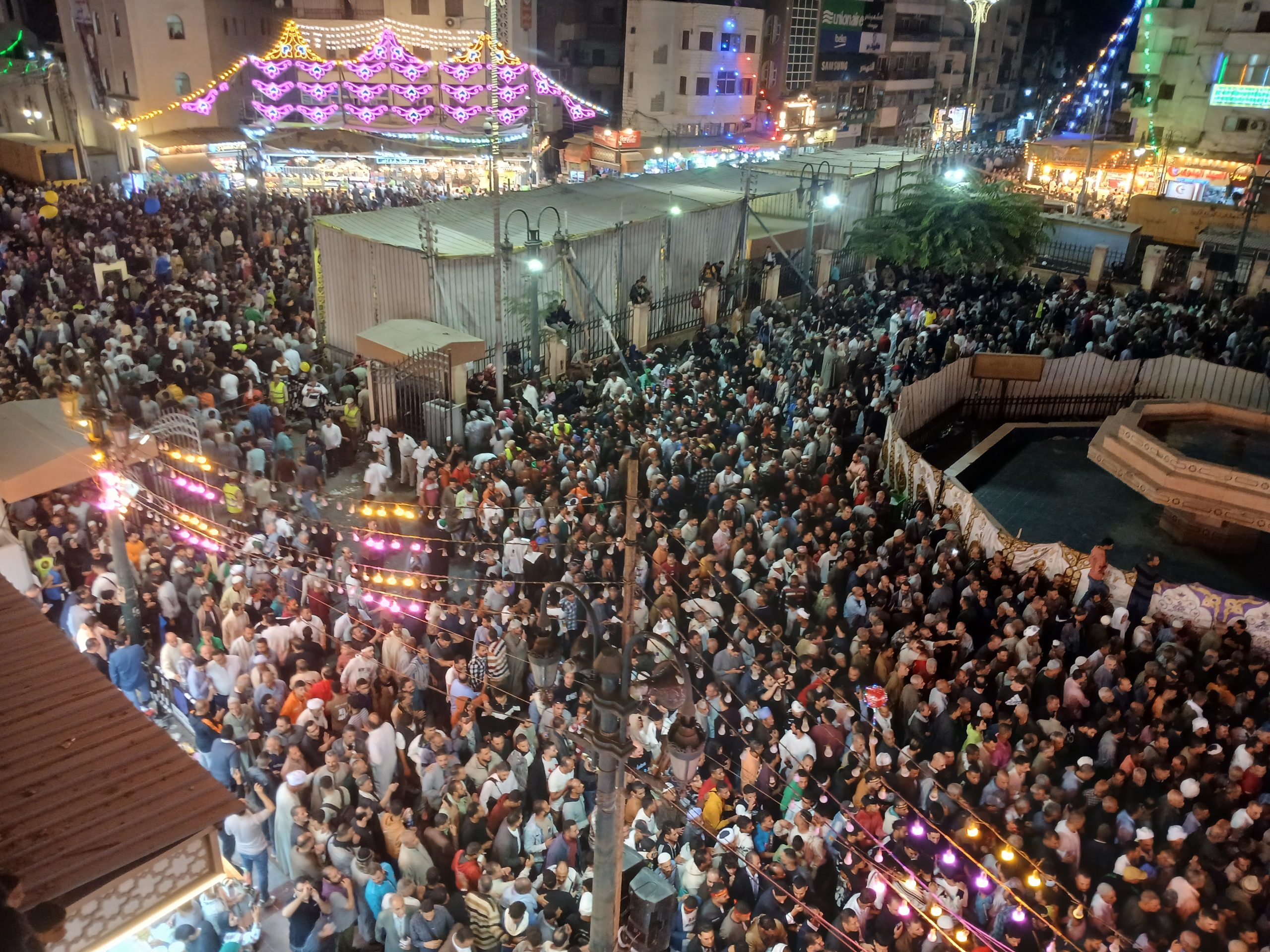 بمشاركة أكثر من مليون شخص…محمود التهامي يحي إحتفالات مولد البدوي بالغربية