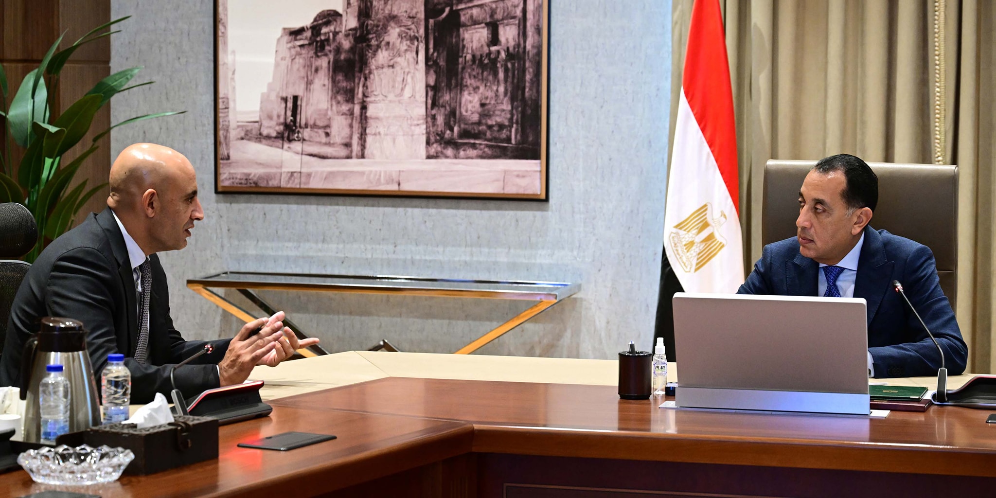 مدبولي يطلع على خطة التوسع بمنظومة المدارس اليابانية