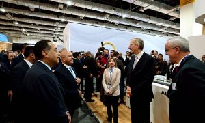 رئيس الوزراء يدشن التشغيل التجريبي للقطار الكهربائي السريع