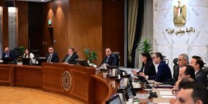 رئيس الوزراء يطلع على مستجدات تطبيق اتفاقيات التجارة الحرة