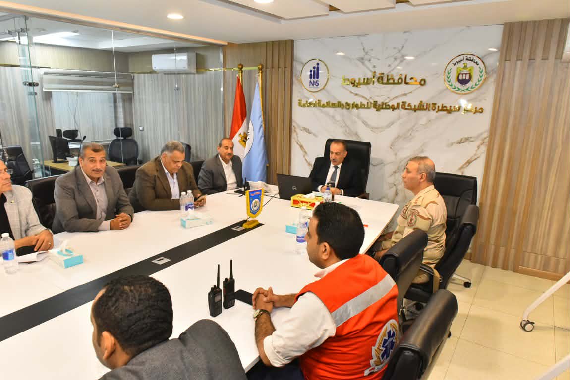 دون تجاوزات.. انتهاء اليوم الأول من انتخابات مجلس النواب في أسيوط