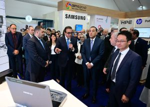 مدبولي يتفقد معرض “سمارت ديجيتال” على هامش مؤتمر الصحة