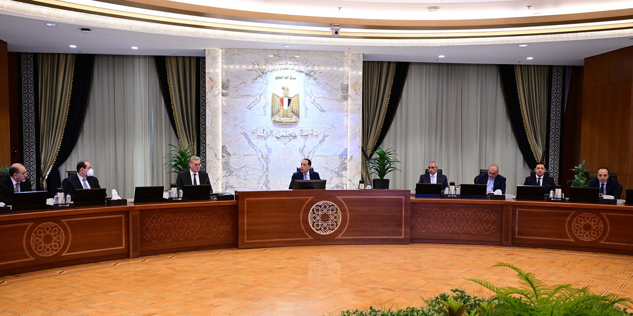 رئيس الوزراء: تطبيق الإصلاحات الاقتصادية لجذب الاستثمارات