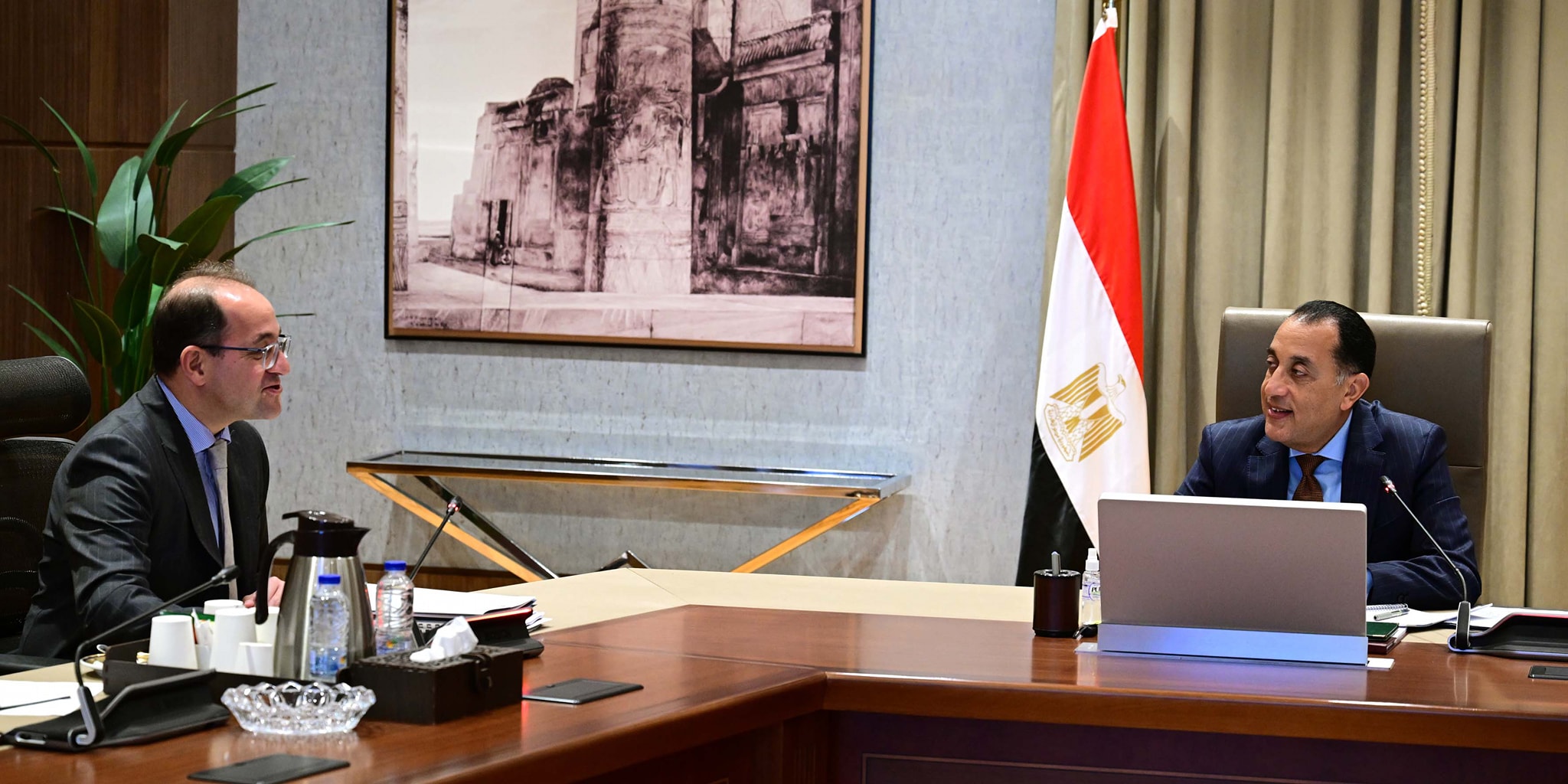 رئيس الوزراء يتابع تطورات الأداء المالي وزيادة تنافسية الاقتصاد