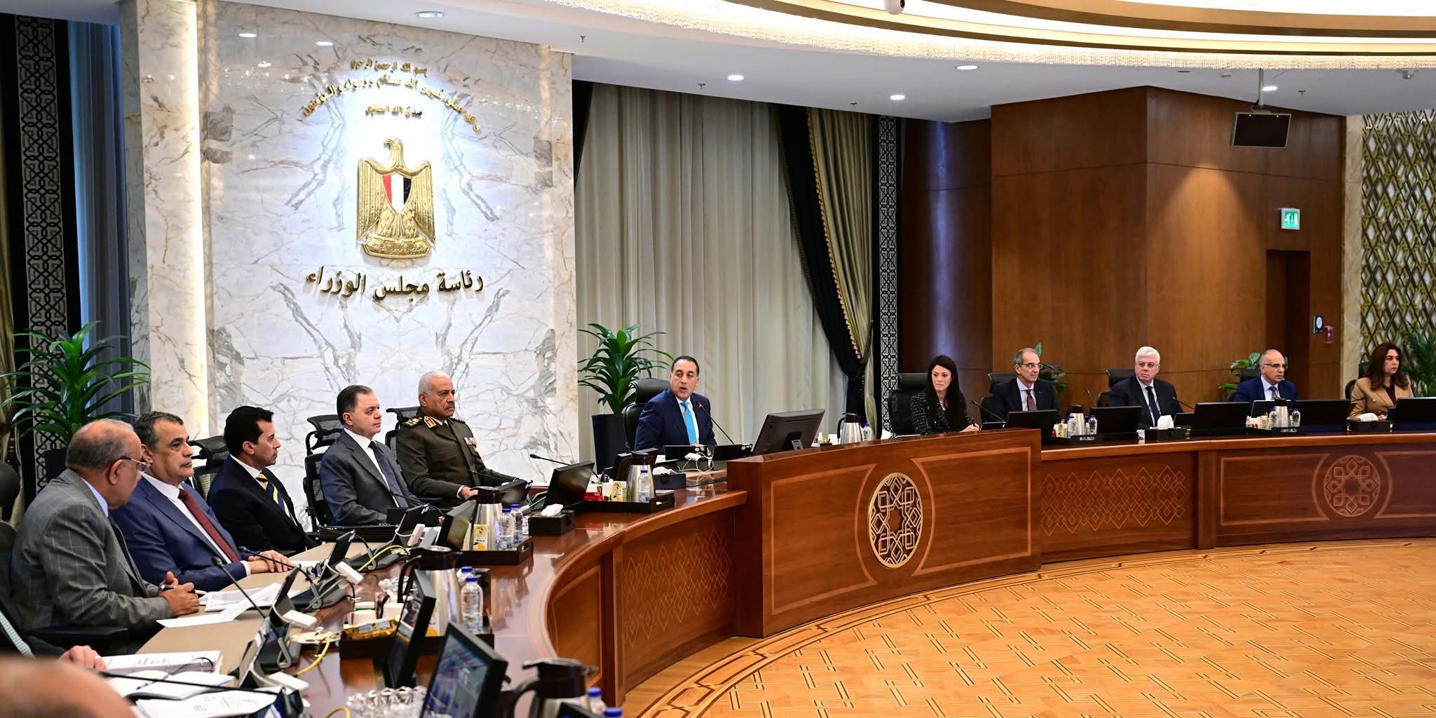 مجلس الوزراء يصدر عدة قرارات خلال اجتماعه الأسبوعي