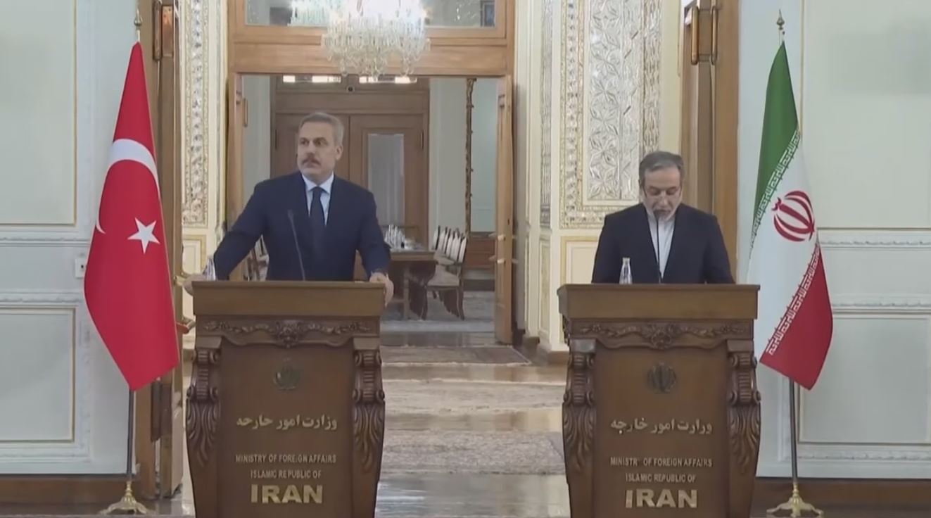 إيران وتركيا تحذران من تهديدات إسرائيل لأمن سوريا ولبنان وغزة