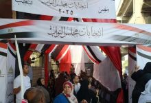 الناخبون يدلون بأصواتهم