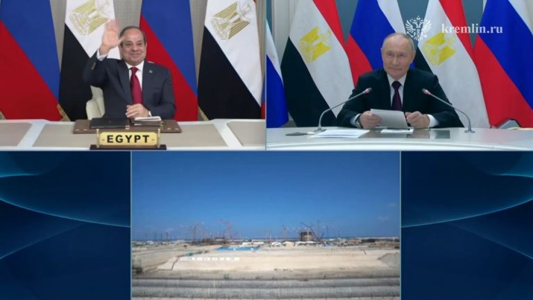 السيسي وبوتين يشاركان في احتفال تركيب وعاء مفاعل الضبعة