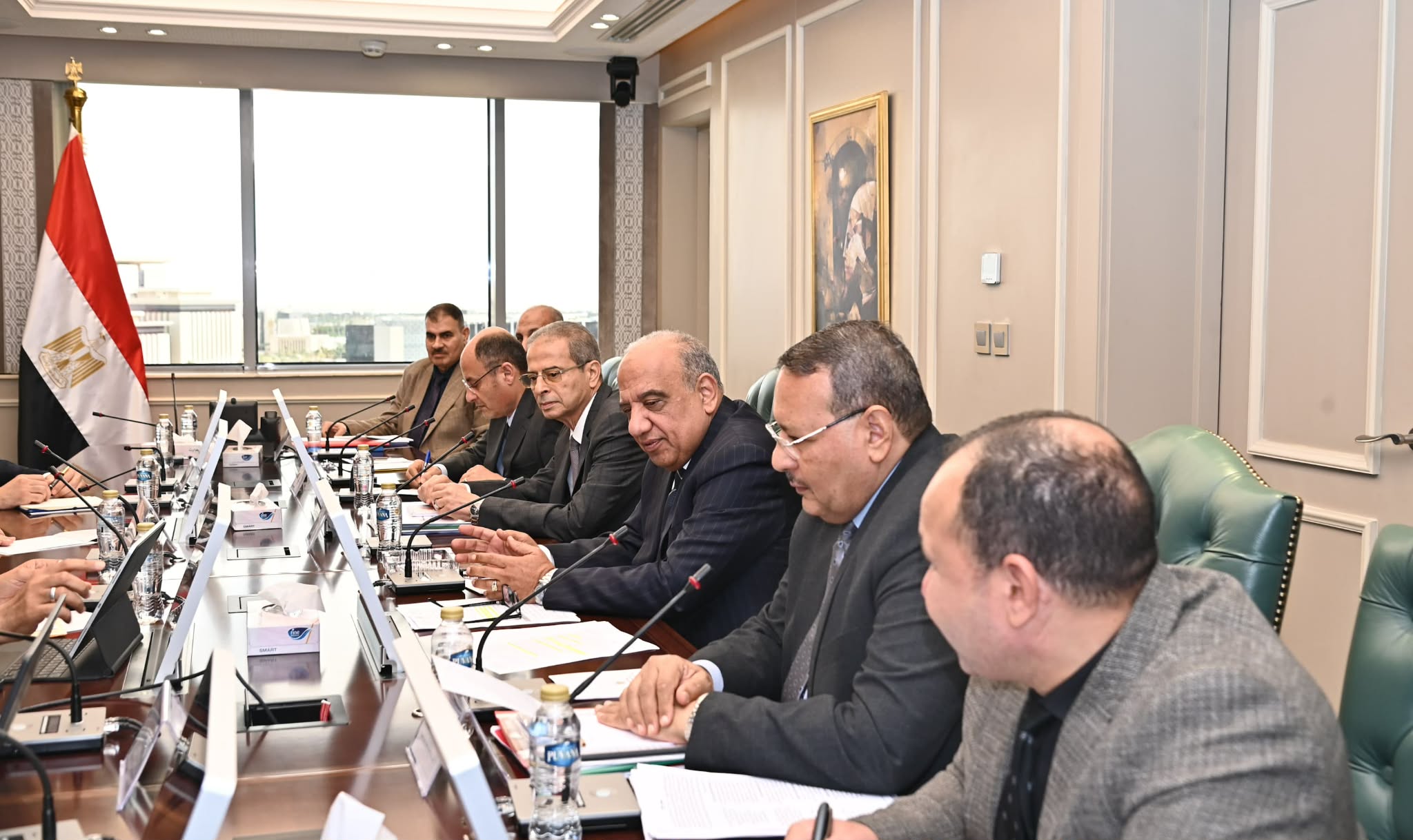 وزيرا الكهرباء والري يبحثان تعظيم عوائد المحطات الكهرومائية واستغلال الأصول حول السد العالي