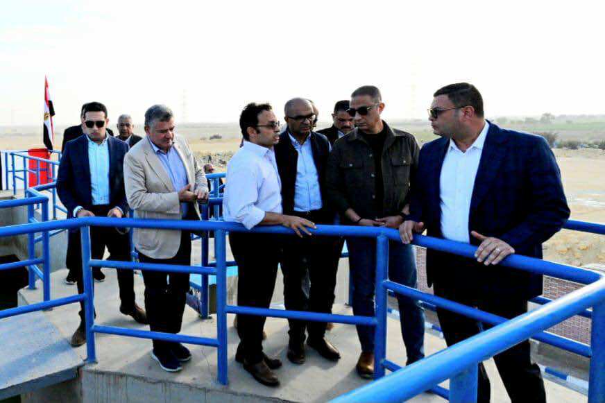 وزير الإسكان ومحافظ الفيوم يختتمان جولتهما بتفقد محطتي معالجة “بطن أهريت” و”الحامولي” بمركز يوسف الصديق