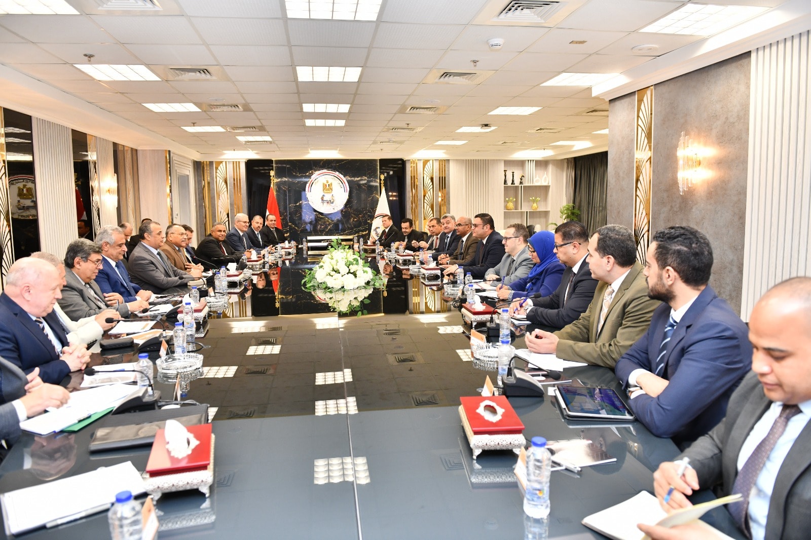 وزيرا “الإنتاج الحربي” و”الإسكان” يتابعان مستجدات مشروعات مبادرة “حياة كريمة”