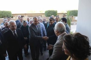 محافظ المنيا ورئيس الجامعة يتفقدان مبنى الإسكان الفندقي الجديد بجامعة المنيا