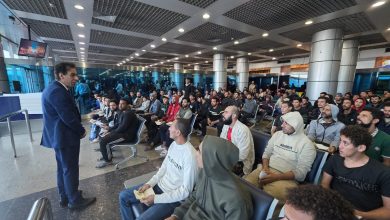 مصر تنجح في إعادة 131 مواطنًا من ليبيا ضمن جهود حماية المصريين بالخارج