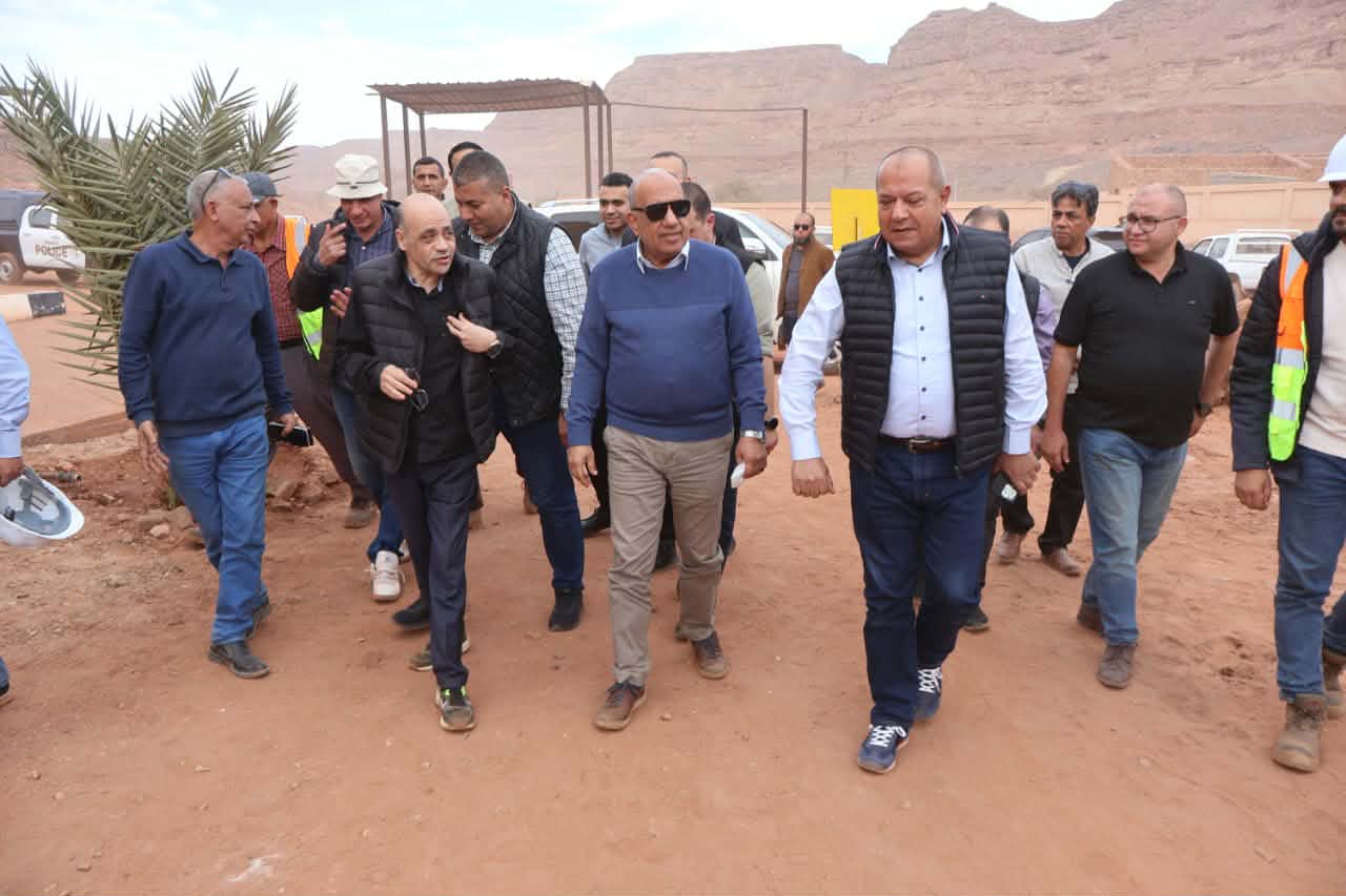 وزير الكهرباء يتفقد سير العمل بالمركز الحقلي التابع لهيئة المواد النووية بأبو زنيمة في جنوب سيناء