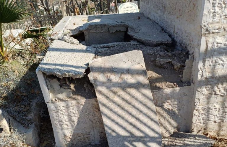 حماس تحذر من استمرار اعتداءات الاحتلال على المقدسات بالقدس المحتلة