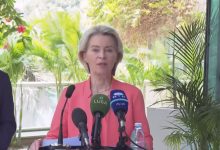 المفوضية الأوروبية تؤكد على سيادة أوكرانيا وحقها في تقرير مصير جيشها