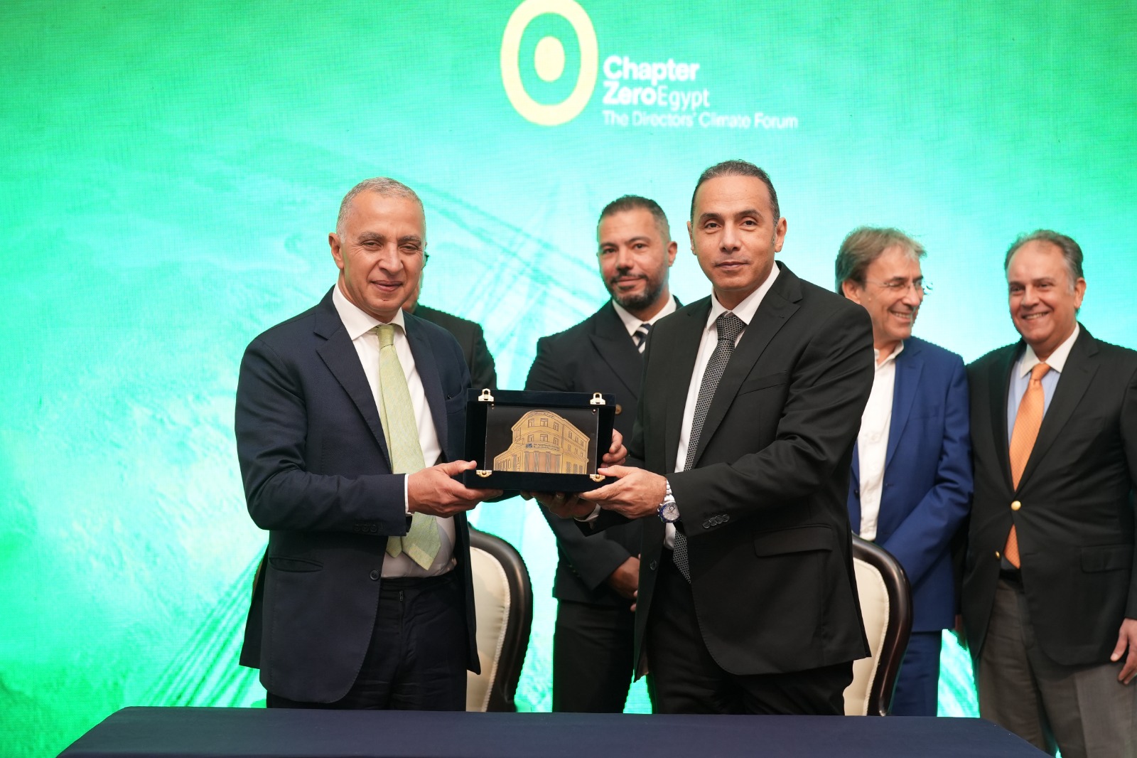 البورصة المصرية وشابتر زيرو تطلقان تعاونًا استراتيجيًا لتعزيز حوكمة المناخ والاستدامة