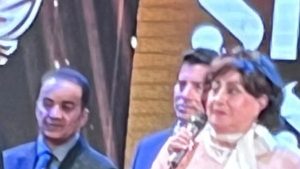 سهير المرشدي تتوج مهرجان شرم الشيخ الدولي للمسرح الشبابي