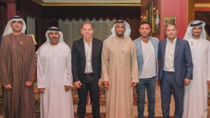 محمد عادل إمام يوجه الشكر لرئيس مكتب الإعلام بالإمارات بعد زيارته للزعيم في منزل العائلة