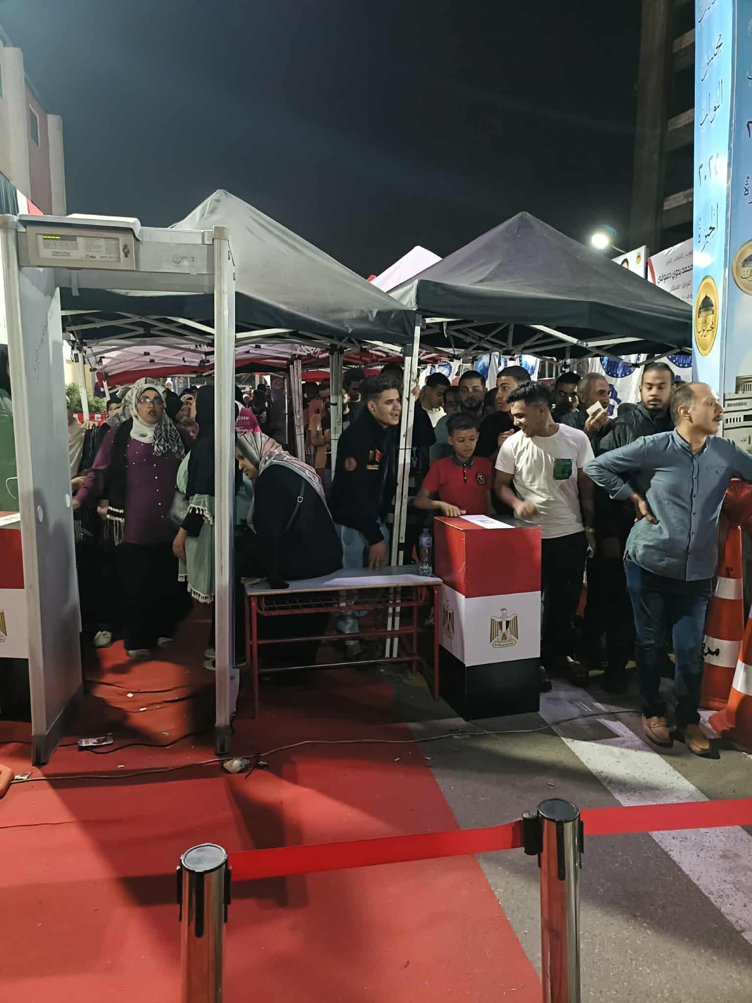 إقبال متزايد من الناخبين على لجان الجيزة في الساعات الأخيرة من اليوم الثاني من انتخابات مجلس النواب