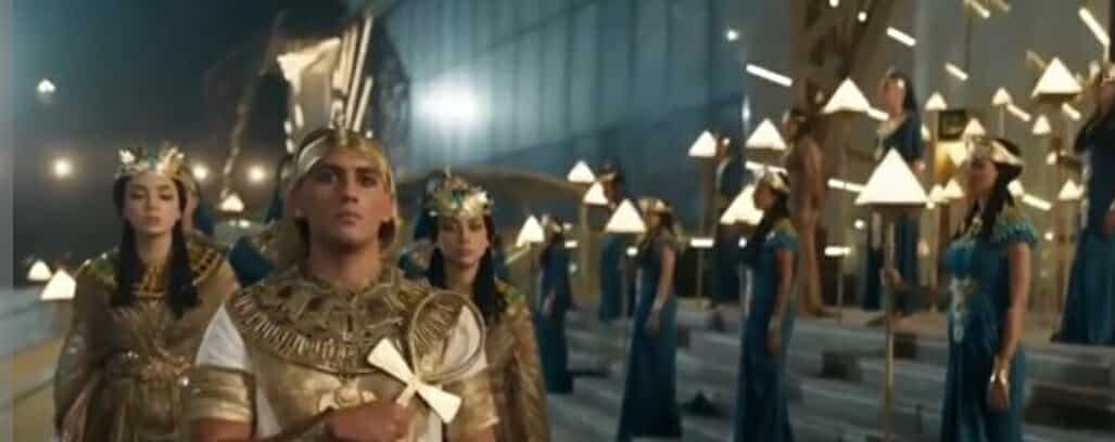 أبطال مصر الأولمبيون يتألقون بالزي الفرعوني في افتتاح المتحف المصري الكبير