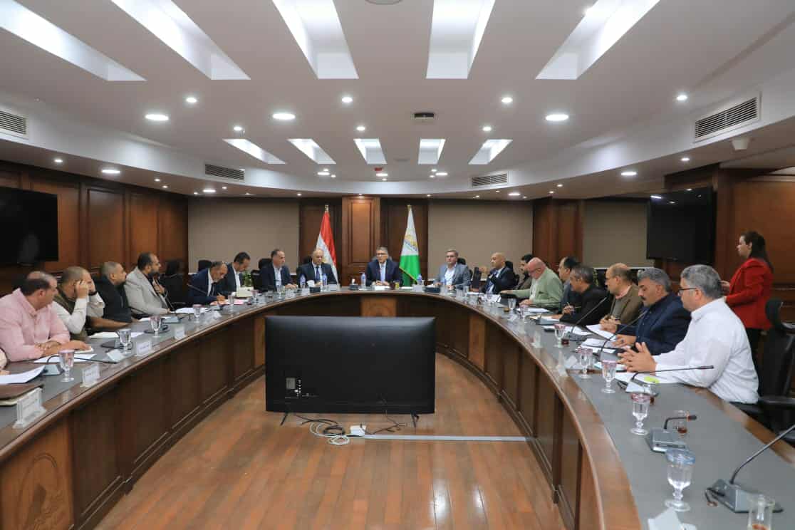 إطلاق منظومة جديدة لنقل المخلفات الصلبة إلى المقالب العمومية بالجيزة