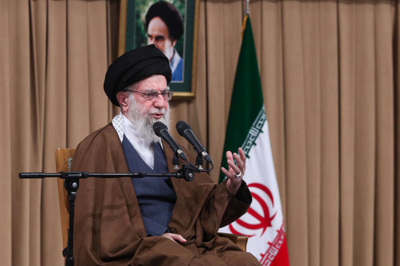 المرشد الإيراني: لا تعاون مع أمريكا ما دامت تدعم إسرائيل