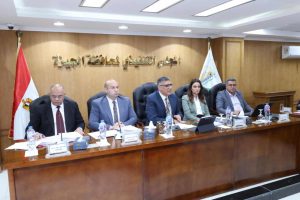 لخدمة المواطنين..محافظ الجيزة يوجّه باستمرار إقامة أسواق اليوم الواحد