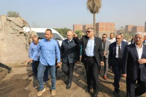 محافظ الجيزة يتفقد محطة مناولة البراجيل ويتابع رفع 300 طن مخلفات يوميًا