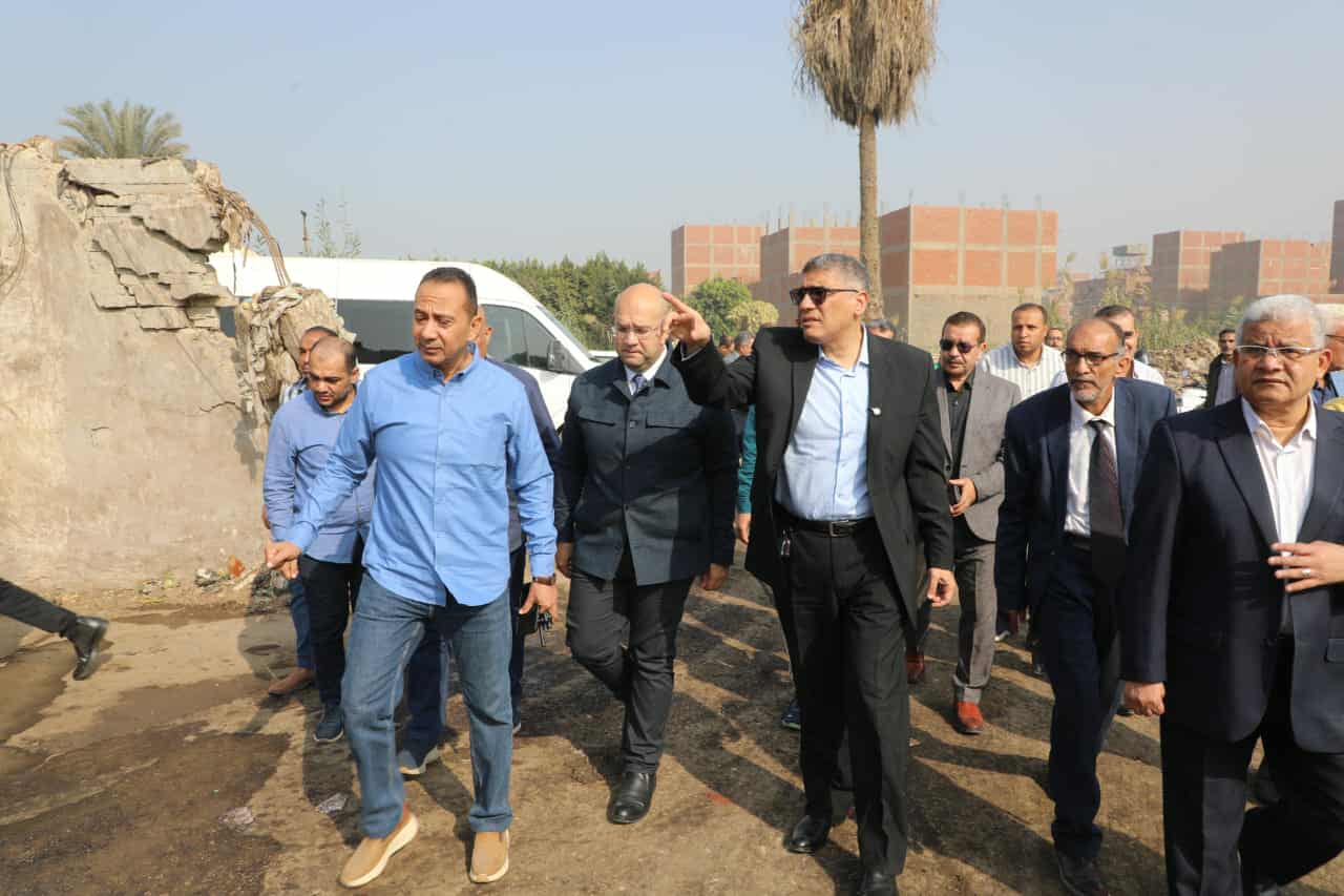 محافظ الجيزة يتفقد محطة مناولة البراجيل ويتابع رفع 300 طن مخلفات يوميًا