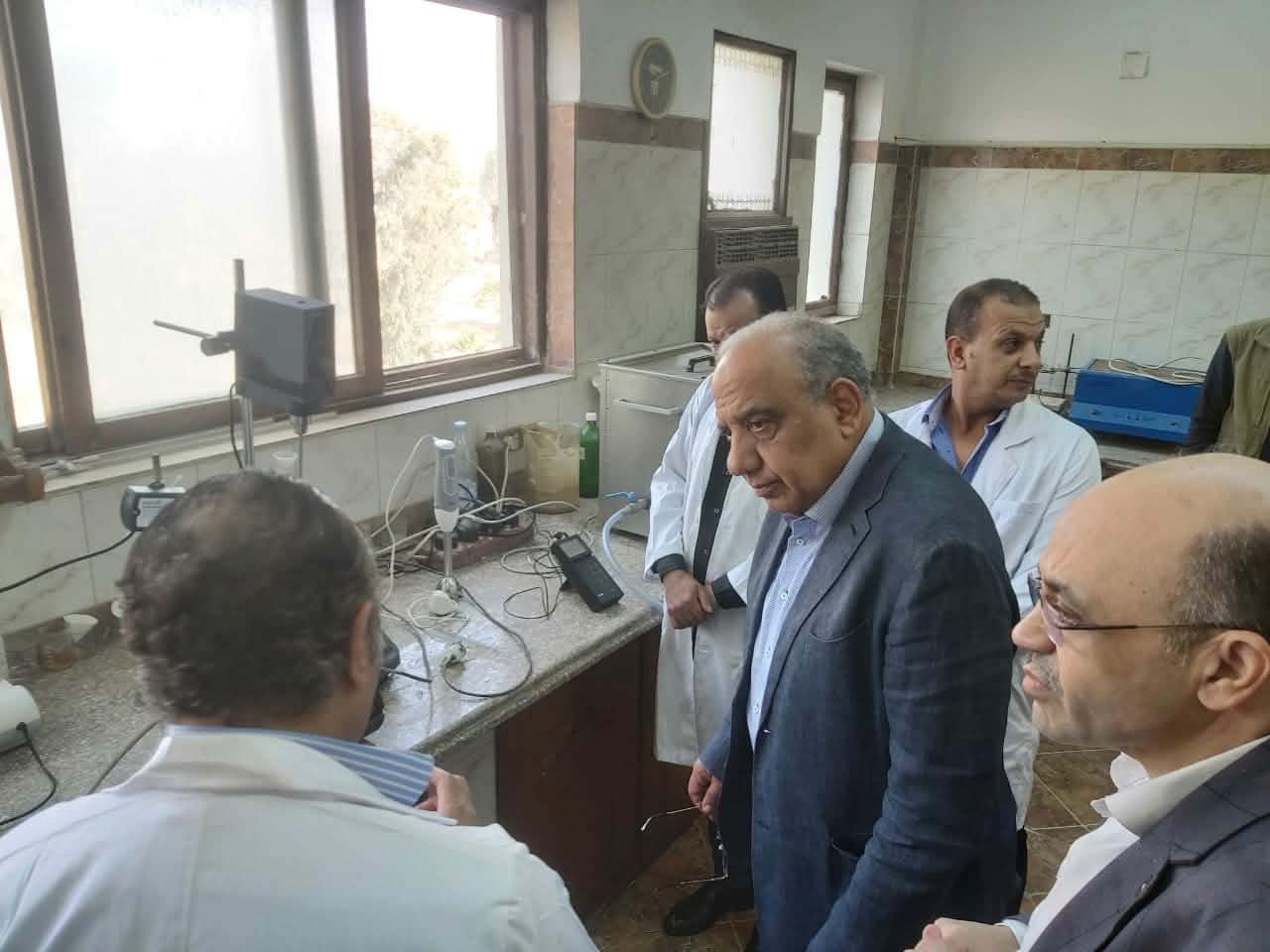 وزير الكهرباء يتفقد مجمع الوحدات التكنولوجية بانشاص