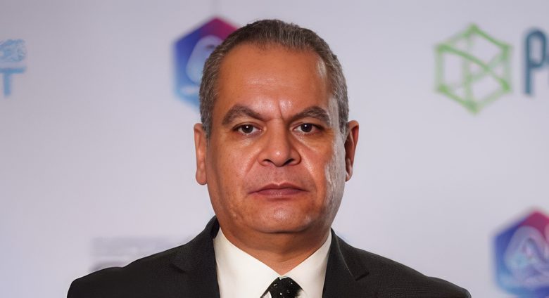 الدكتور معتز حسونة